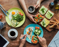 Sou nutricionista e garanto: "Se você tem vontade constante de comer doces ou alimentos ultraprocessados, experimente alimentos salgados no café da manhã"