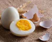 Por que você não deve esquentar ovo cozido no micro-ondas