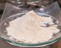 Queijo parmesão vegano: confira como é fácil fazer em casa