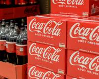 "Se tiver etanol alimentício, vai virar uma cuba libre": governo suspende produção de Coca-Cola em 2° maior fabricante por suspeita de contaminação