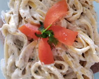 Macarrão ao molho de gorgonzola