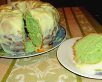 Bolo com gelatina de limão