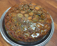 Bolo de banana com abacaxi