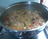 Feijão branco com carne seca