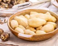 Parece gengibre, mas tem sabor adocicado: esse é o tubérculo esquecido que pode substituir a batata em muitas receitas