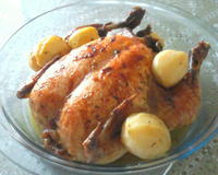 Frango assado com batatas