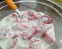 Morango com creme de leite