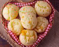 Pão de queijo com mussarela