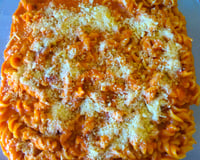 Macarrão de panela de pressão com creme de leite