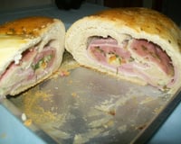 Pão recheado com presunto