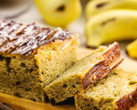 Bolo de banana com aveia na airfryer para economizar gás e nem precisar abrir o forno