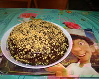 Bolo com recheio de amendoim