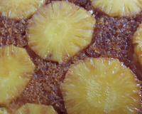 Bolo de abacaxi invertido