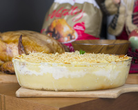 Batata recheada na travessa