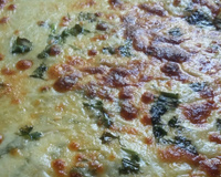 Batata gratinada ao creme de cebola e queijo