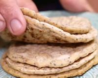 Pão saudável com 2 ingredientes em 5 minutos (sem farinha e sem forno) só aveia e chia (sem fermento)