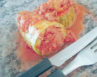 Abobrinha recheada com carne moída