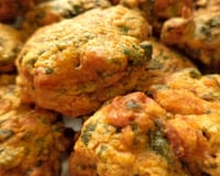 Bolinho de espinafre da Dona Quinha