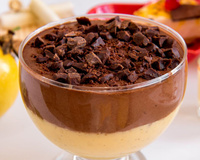 Bombom de travessa com mousse de maracujá