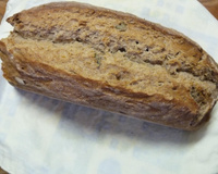 Pão integral com farinha integral, linhaça e aveia