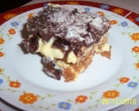 Pavê olho de sogra com calda de chocolate