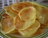 Batata chips de micro-ondas (com molho de maionese temperada )