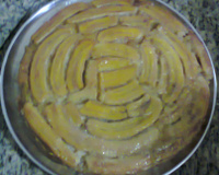 Bolo de banana caramelado