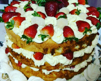 Naked cake de morango