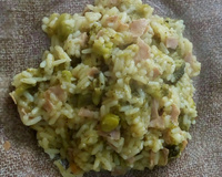 Risoto de brócolis, arroz comum e bacon
