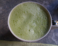 Suco de laranja com couve