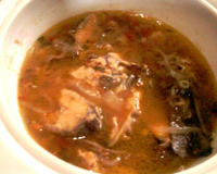 Ensopado de peixe à moda Emeliza