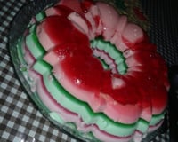 Gelatinas coloridas em camadas