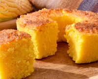 Você vai esquecer a receita da sua avó depois de provar esse bolo de milho cremoso do TudoGostoso fácil de fazer