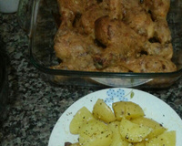 Coxa de frango ao creme de cebola