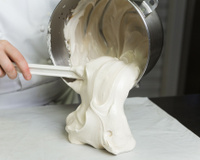 Diferenças entre os merengues italiano, suíço e francês