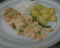 Filé de peixe ao molho de camarão