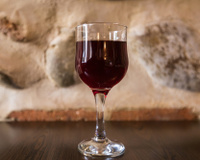 Formas diferentes de abrir uma garrafa de vinho