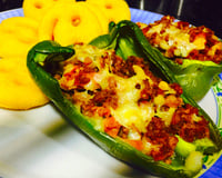 Pimentão recheado com carne moída