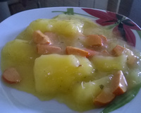 Mandioca com salsicha