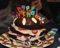 Bolo de chocolate com morango