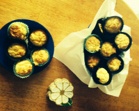 Bolinho de cenoura com queijo (cupcake salgado)