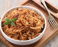 Adicione esse ingrediente no refogado do frango desfiado e você deixará todas as suas receitas mil vezes mais gostosas