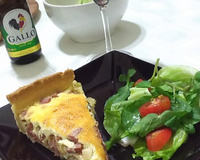 Quiche de mussarela com calabresa