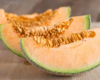 Nem na geladeira, nem na bancada: ninguém sabe disso, mas o melão deve ser guardado perto dessas frutas