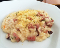 Risoto de bacon e calabresa
