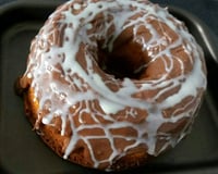 Bolo de cenoura mesclado com chocolate de liquidificador