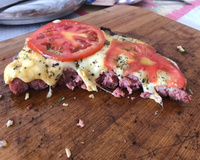 Linguiça pizzaiolo na churrasqueira