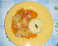 Filé de pescada com kani kama ao coco cremoso