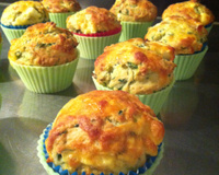 Muffin de espinafre e queijo feta