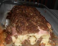 Rocambole de carne com batata